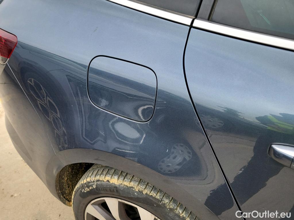  Renault  Megane  IV Sport Tourer Techno 1.5 dCi 115CV AT7 E6d #32