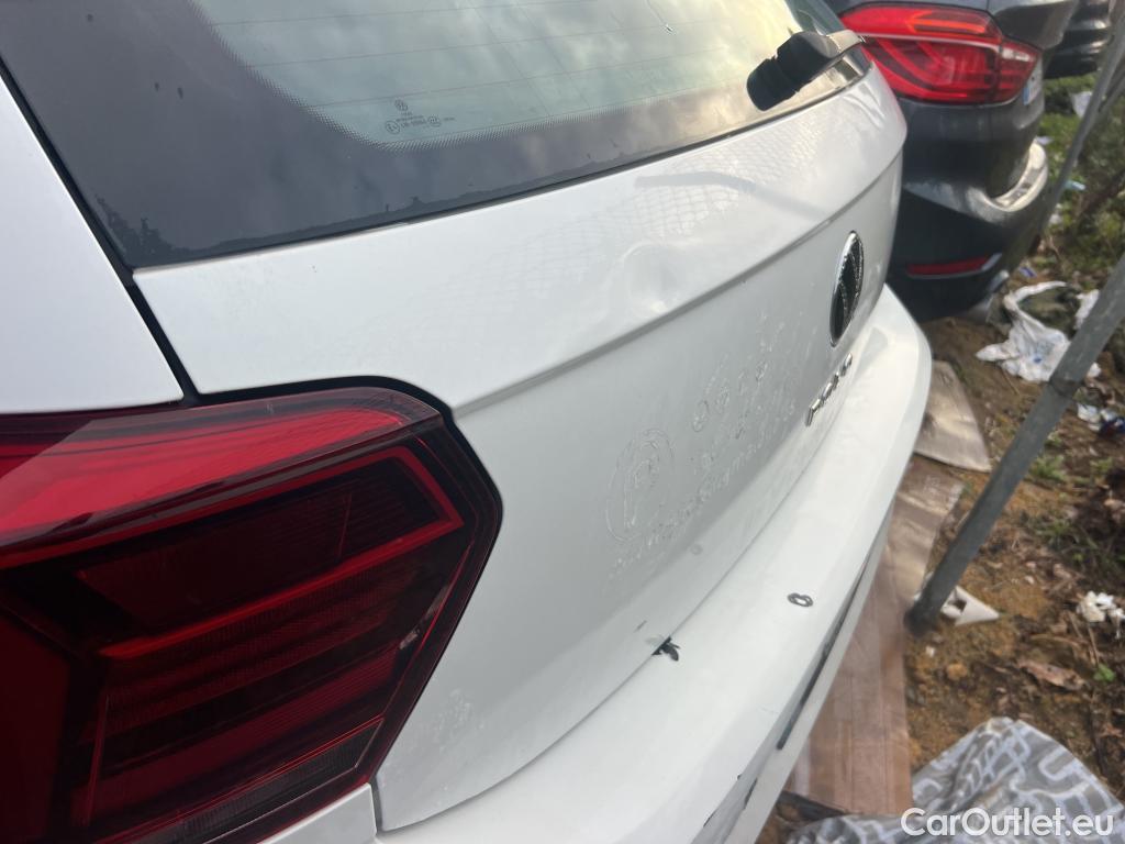  Volkswagen  Polo VOLKSWAGEN  / 2017 / 5P / berlina con portón Advance 1.0 TSI 70kW (95CV) #3