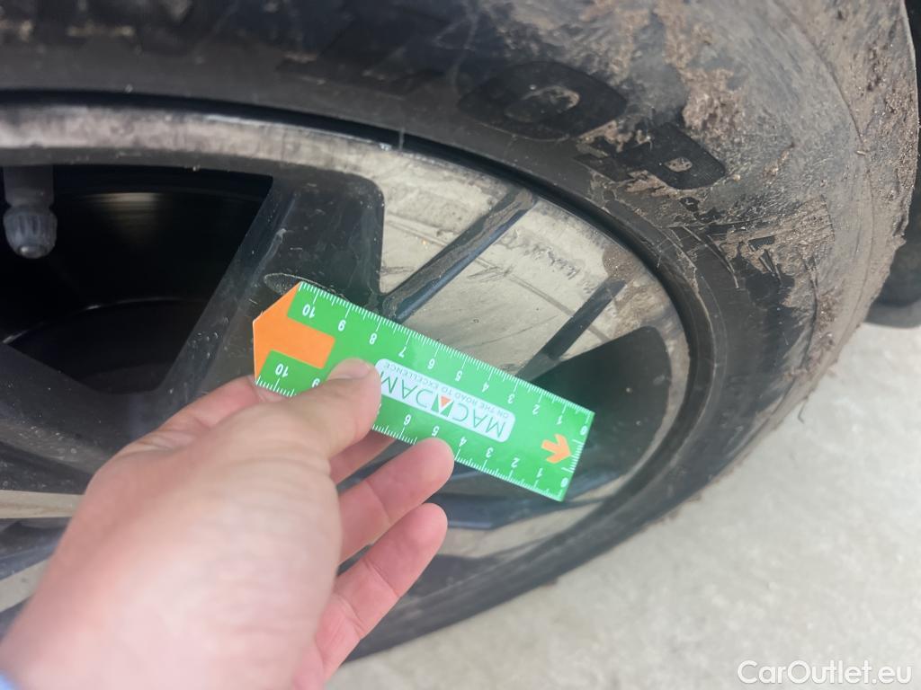  Peugeot  3008 PEUGEOT  / 2016 / 5P / todoterreno 1.5 BlueHDi 96kW (130CV) S&S Allure EAT8 #17