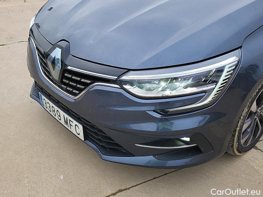  Renault  Megane  IV Sport Tourer Techno 1.5 dCi 115CV AT7 E6d #26