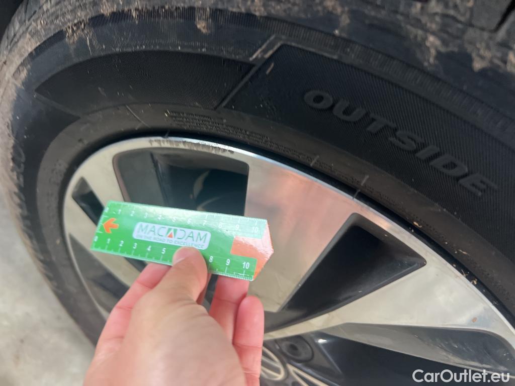  Volkswagen  Polo VOLKSWAGEN  / 2017 / 5P / berlina con portón Advance 1.0 TSI 70kW (95CV) #10