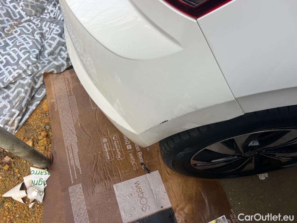  Volkswagen  Polo VOLKSWAGEN  / 2017 / 5P / berlina con portón Advance 1.0 TSI 70kW (95CV) #21