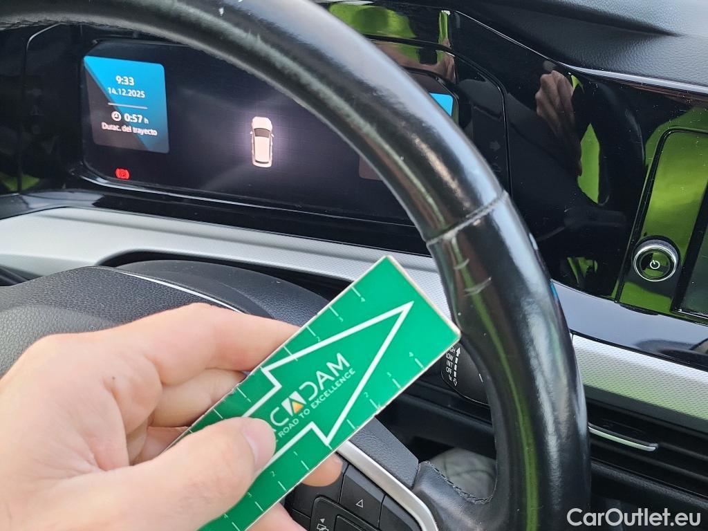  Volkswagen  Golf  VOLKSWAGEN / 2020 / 5P / berlina con portón 1.0 TSI 81kW (110CV) #6