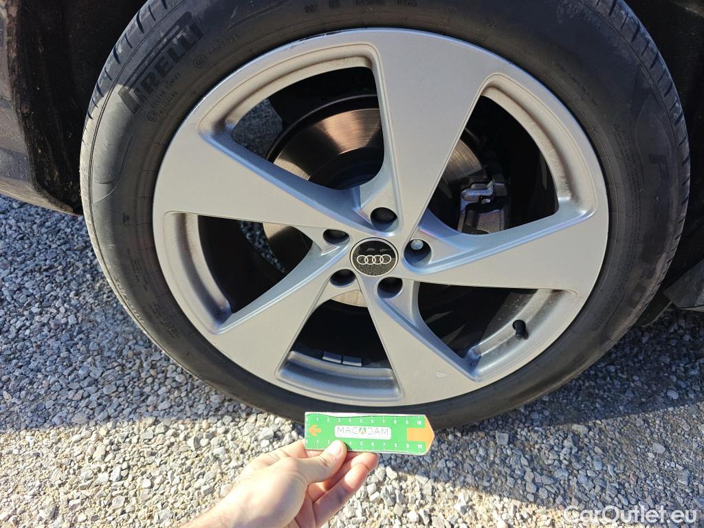  Audi  Q5 AUDI  SPORTBACK / 2024 / 5P / todoterreno Launch edition TDI quattro 150kW (204cv) S t #22