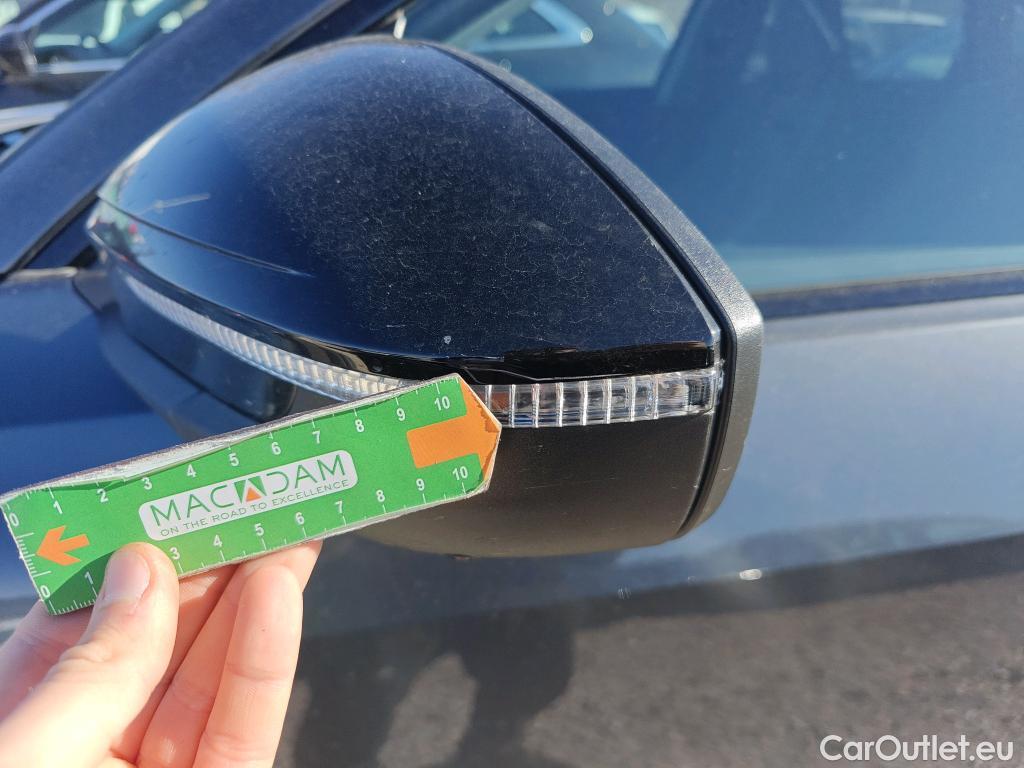  Audi  Q5 AUDI  SPORTBACK / 2024 / 5P / todoterreno Launch edition TDI quattro 150kW (204cv) S t #19