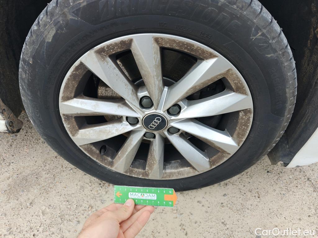  Audi  A3 AUDI  / 2020 / 5P / berlina con portón Sportback 30 TFSI 81kW (110CV) S tronic #36