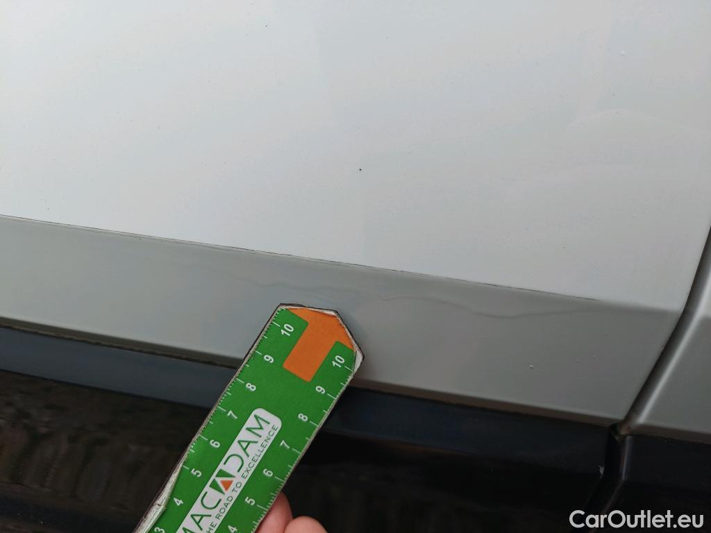  Audi  Q2 AUDI  / 2016 / 5P / todoterreno Design 30 TFSI 85kW (116CV) #10