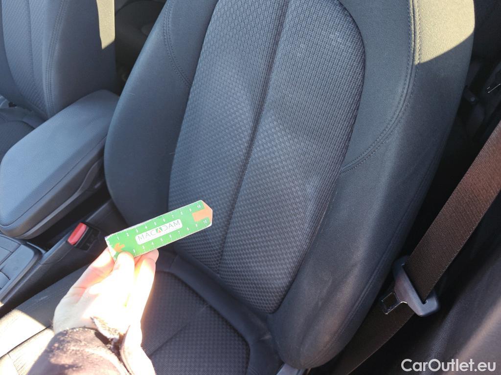  Bmw  X1 BMW  sDrive18i #11