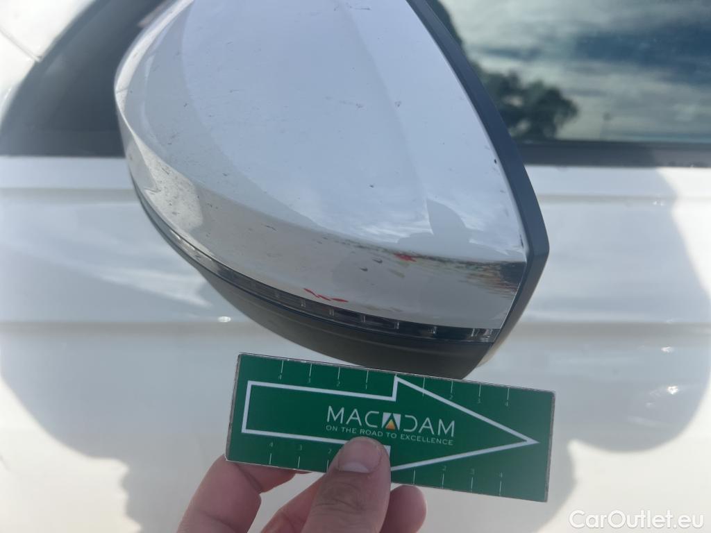  Volkswagen  Tiguan VOLKSWAGEN  / 2020 / 5P / todoterreno Life 2.0 TDI 90kW (122CV) #14