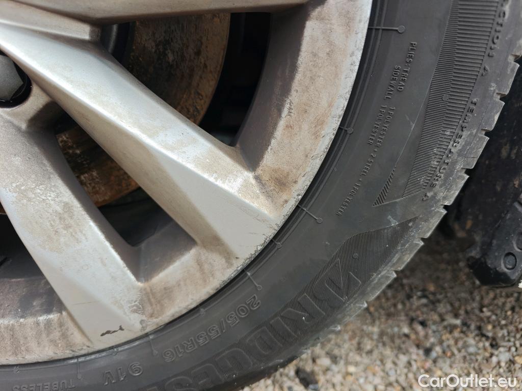  Audi  A3 AUDI  / 2020 / 5P / berlina con portón Sportback 30 TFSI 81kW (110CV) S tronic #35