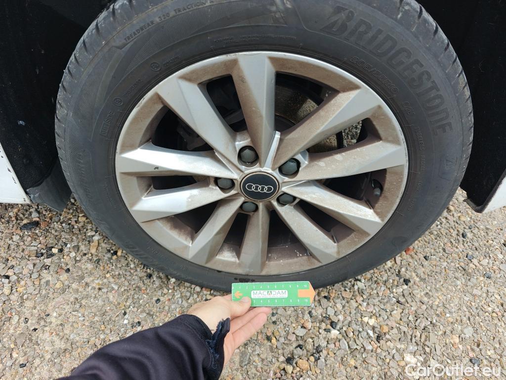  Audi  A3 AUDI  / 2020 / 5P / berlina con portón Sportback 30 TFSI 81kW (110CV) S tronic #53