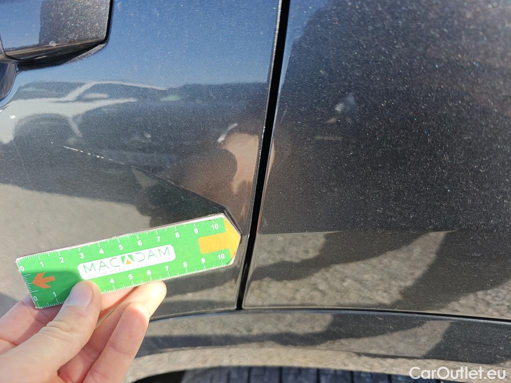  Audi  Q5 AUDI  SPORTBACK / 2024 / 5P / todoterreno Launch edition TDI quattro 150kW (204cv) S t #21