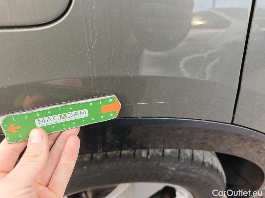  Audi  Q3 AUDI  / 2018 / 5P / todoterreno Advanced 35 TDI 110kW (150CV) S tronic (AC5) #9