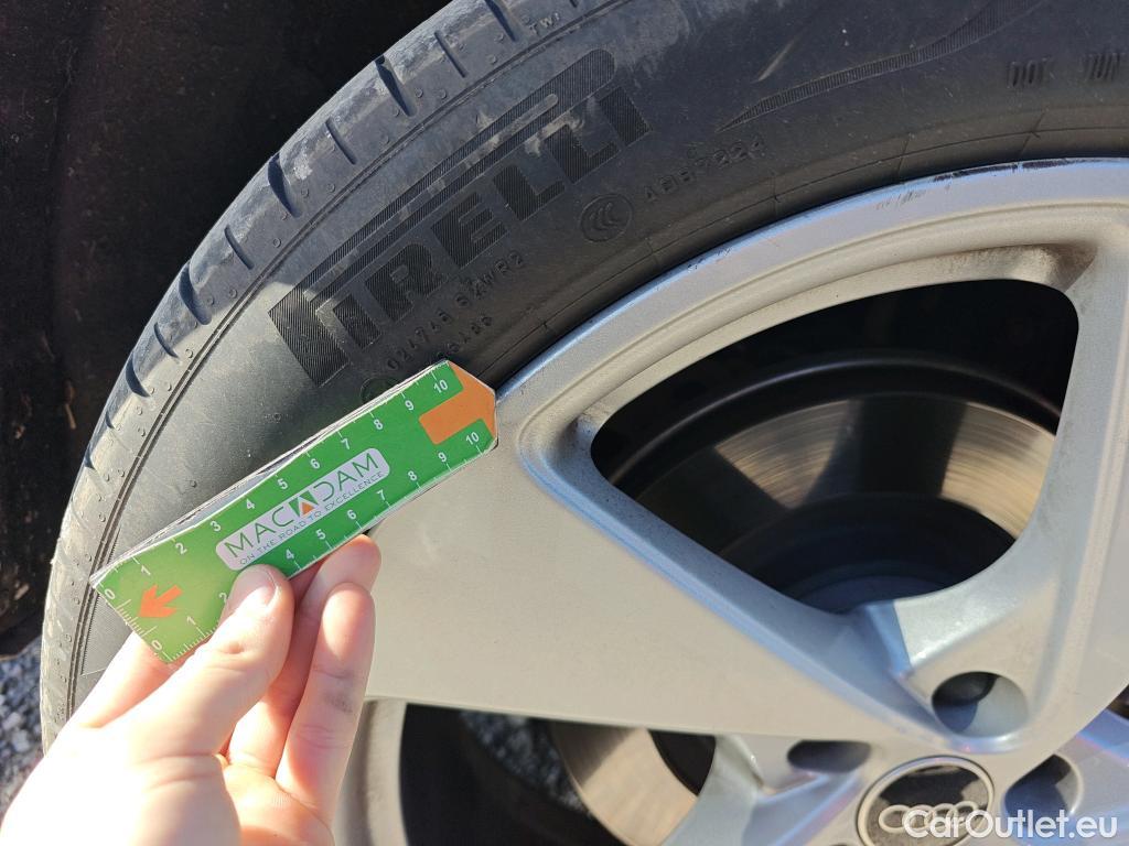  Audi  Q5 AUDI  SPORTBACK / 2024 / 5P / todoterreno Launch edition TDI quattro 150kW (204cv) S t #23