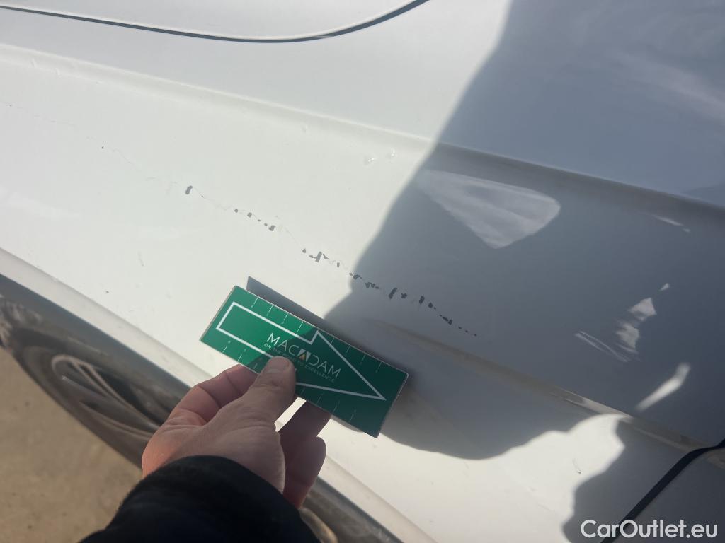  Volkswagen  Tiguan VOLKSWAGEN  / 2020 / 5P / todoterreno Life 2.0 TDI 90kW (122CV) #4