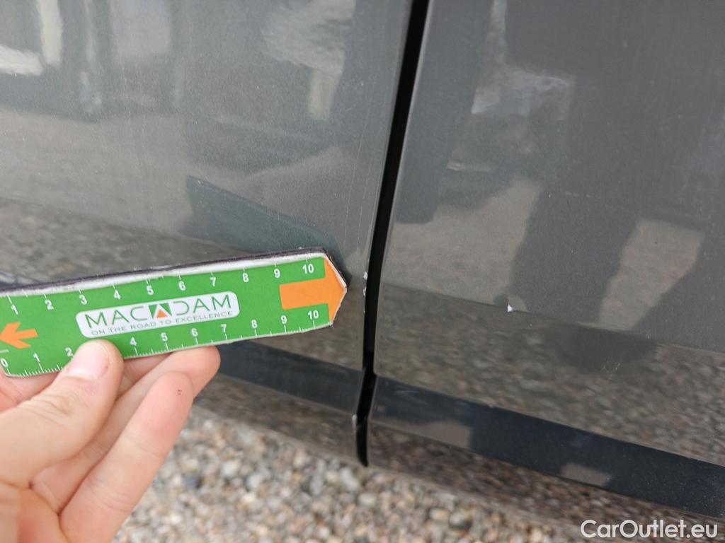  Audi  Q3 AUDI  / 2018 / 5P / todoterreno Advanced 35 TDI 110kW (150CV) S tronic (AC5) #29