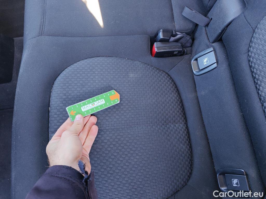  Bmw  X1 BMW  sDrive18i #12