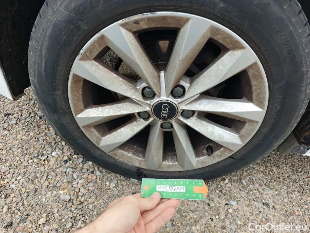  Audi  A3 AUDI  / 2020 / 5P / berlina con portón Sportback 30 TFSI 81kW (110CV) S tronic #32