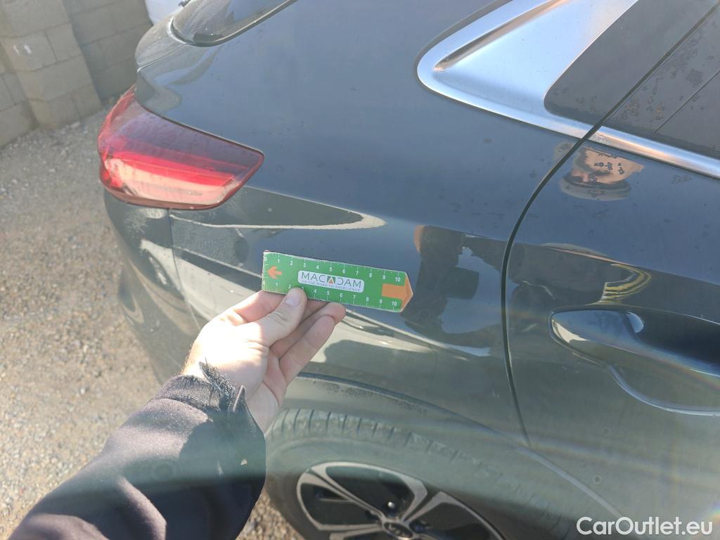  KIA  XCeed KIA  1.6 GDi PHEV 104kW (141CV) eDrive #52