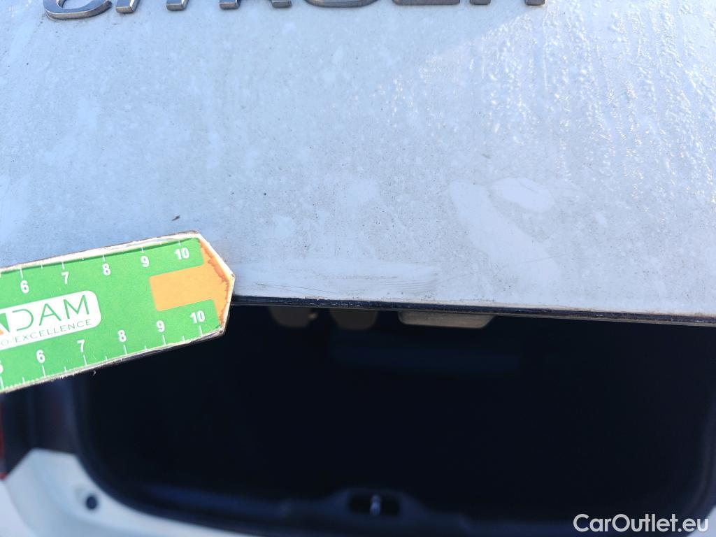  Citroen  C4 Cactus CITROEN  / 2018 / 5P / berlina con portón BlueHDi 74KW (100CV) S&S Feel #44