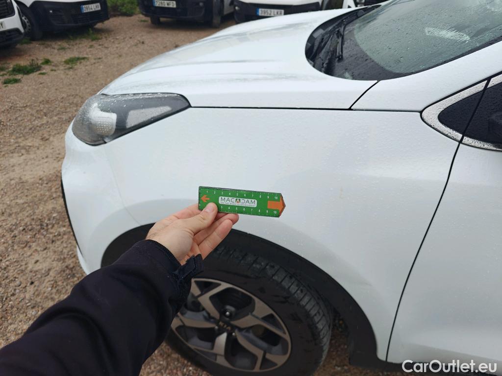  KIA  Sportage KIA  / 2018 / 5P / todoterreno 1.6 MHEV Business 100kW (136CV) 4x2 #1