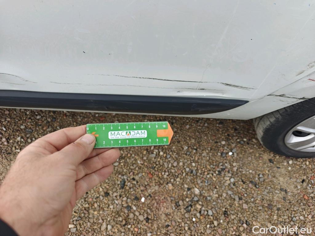  Dacia  Lodgy DACIA  / 2012 / 5P / monovolumen compacto Comfort Blue dCi 70kW (95CV) 7Pl - 18 #44