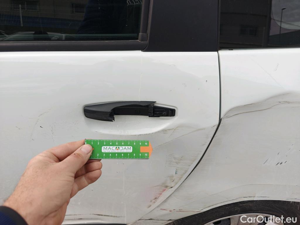  Dacia  Lodgy DACIA  / 2012 / 5P / monovolumen compacto Comfort Blue dCi 70kW (95CV) 7Pl - 18 #34