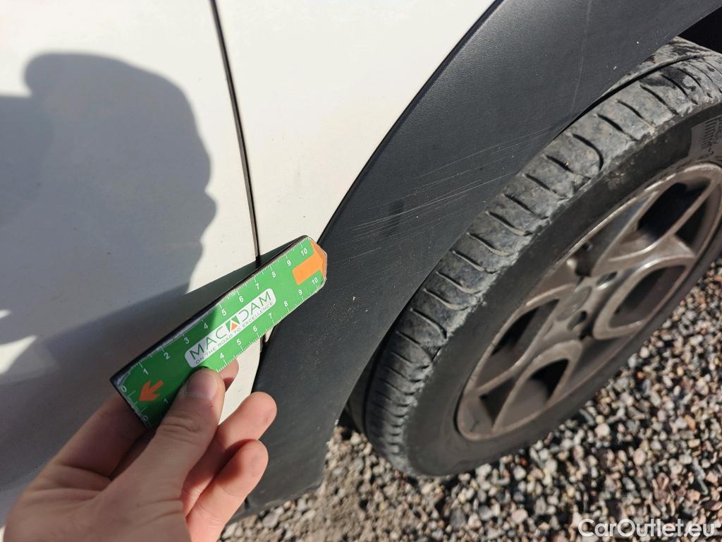  Citroen  C4 Cactus CITROEN  / 2018 / 5P / berlina con portón BlueHDi 74KW (100CV) S&S Feel #21