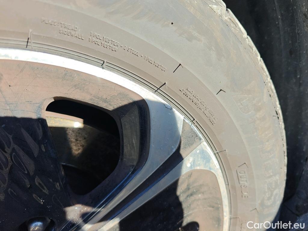  KIA  XCeed KIA  1.6 GDi PHEV 104kW (141CV) eDrive #11