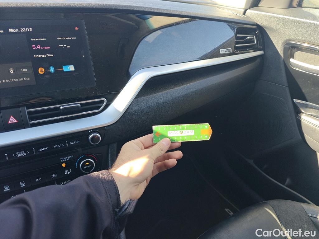  KIA  Niro KIA  / 2019 / 5P / crossover 1.6 GDi HEV 104kW (141CV) Drive #4