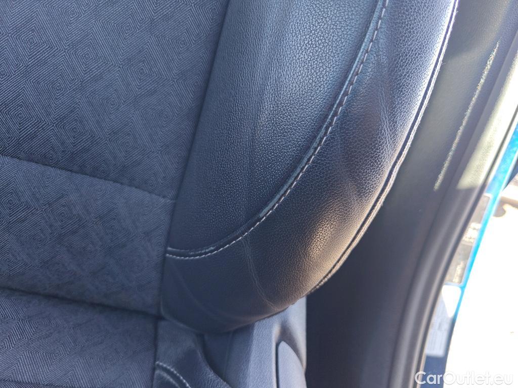  KIA  Niro KIA  / 2019 / 5P / crossover 1.6 GDi HEV 104kW (141CV) Drive #2