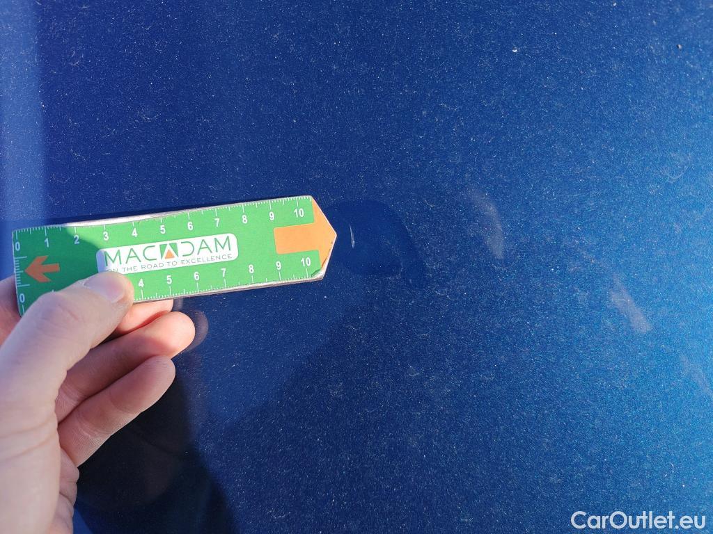  KIA  Niro KIA  / 2019 / 5P / crossover 1.6 GDi HEV 104kW (141CV) Drive #12