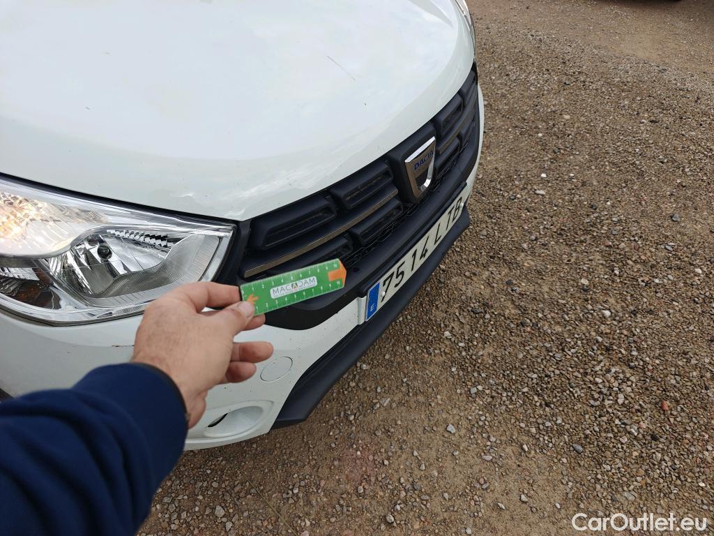  Dacia  Lodgy DACIA  / 2012 / 5P / monovolumen compacto Comfort Blue dCi 70kW (95CV) 7Pl - 18 #41