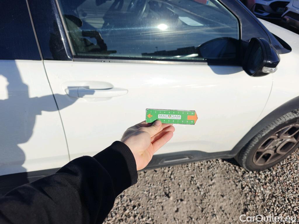  Citroen  C4 Cactus CITROEN  / 2018 / 5P / berlina con portón BlueHDi 74KW (100CV) S&S Feel #32