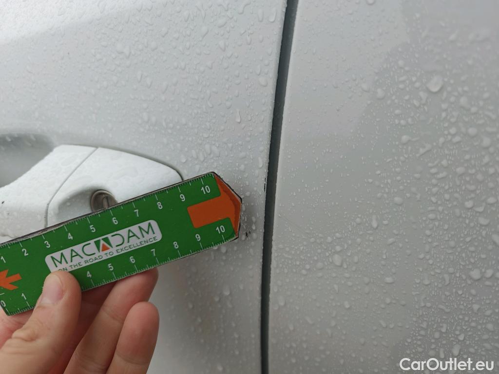  KIA  Sportage KIA  / 2018 / 5P / todoterreno 1.6 MHEV Business 100kW (136CV) 4x2 #4