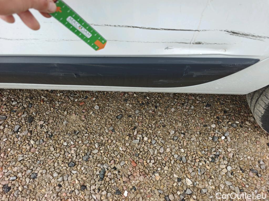  Dacia  Lodgy DACIA  / 2012 / 5P / monovolumen compacto Comfort Blue dCi 70kW (95CV) 7Pl - 18 #45