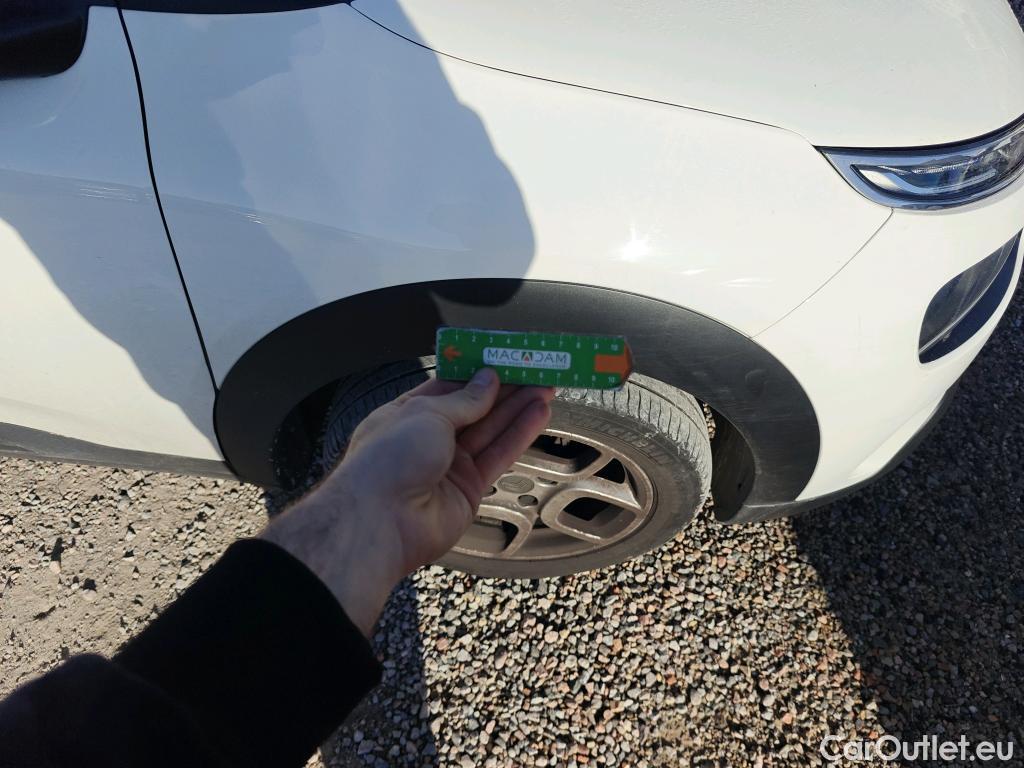  Citroen  C4 Cactus CITROEN  / 2018 / 5P / berlina con portón BlueHDi 74KW (100CV) S&S Feel #20