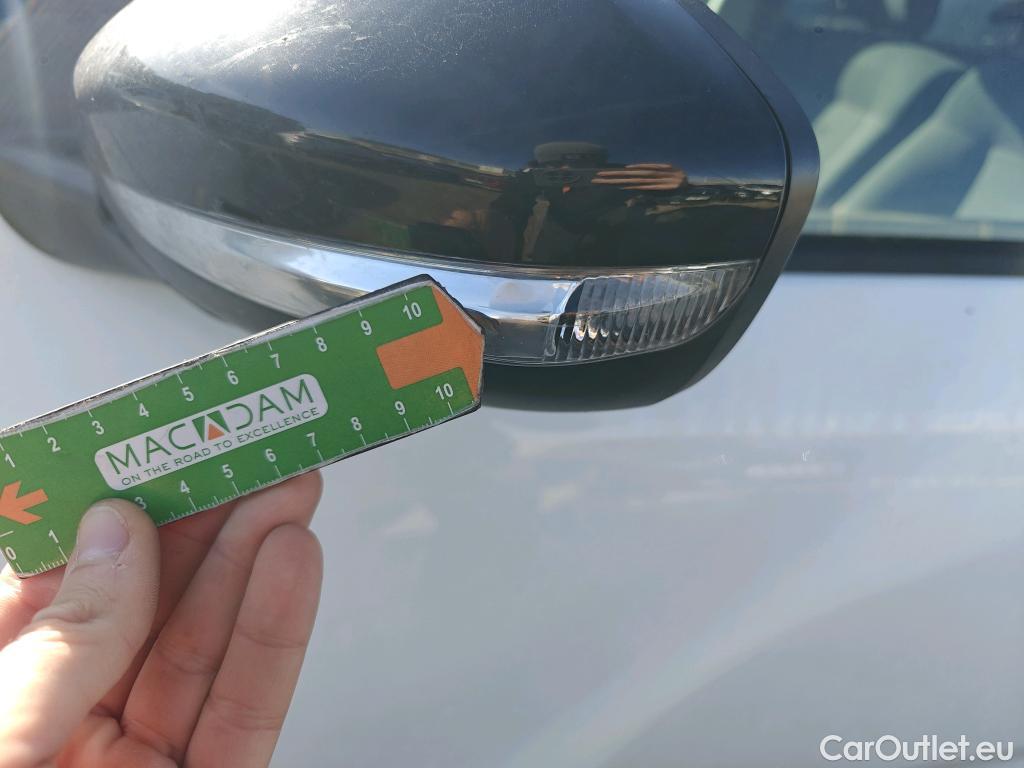  Citroen  C4 Cactus CITROEN  / 2018 / 5P / berlina con portón BlueHDi 74KW (100CV) S&S Feel #26