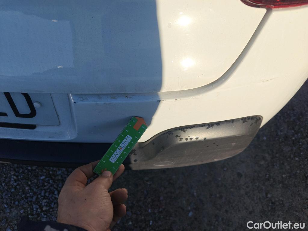  Citroen  C3 CITROEN  / 2020 / 5P / berlina con portón PureTech 60kW (83CV) Feel Pack (CX) #19