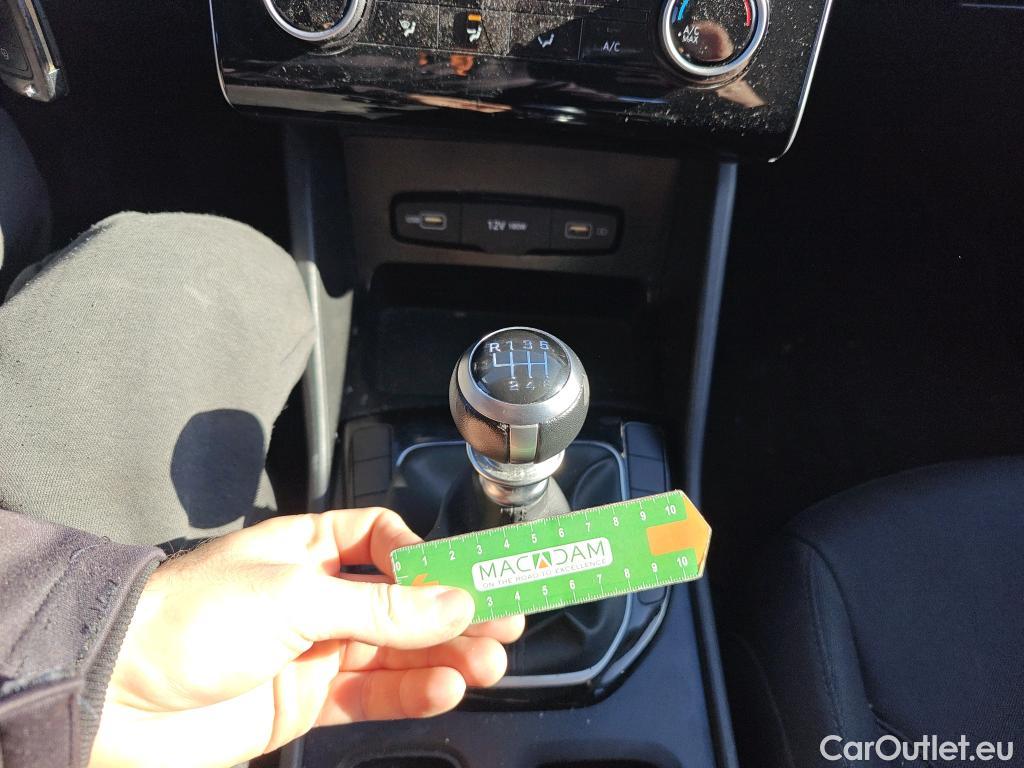  Hyundai  Tucson HYUNDAI  / 2020 / 5P / todoterreno 1.6 CRDI 85kW (115CV) Klass #30