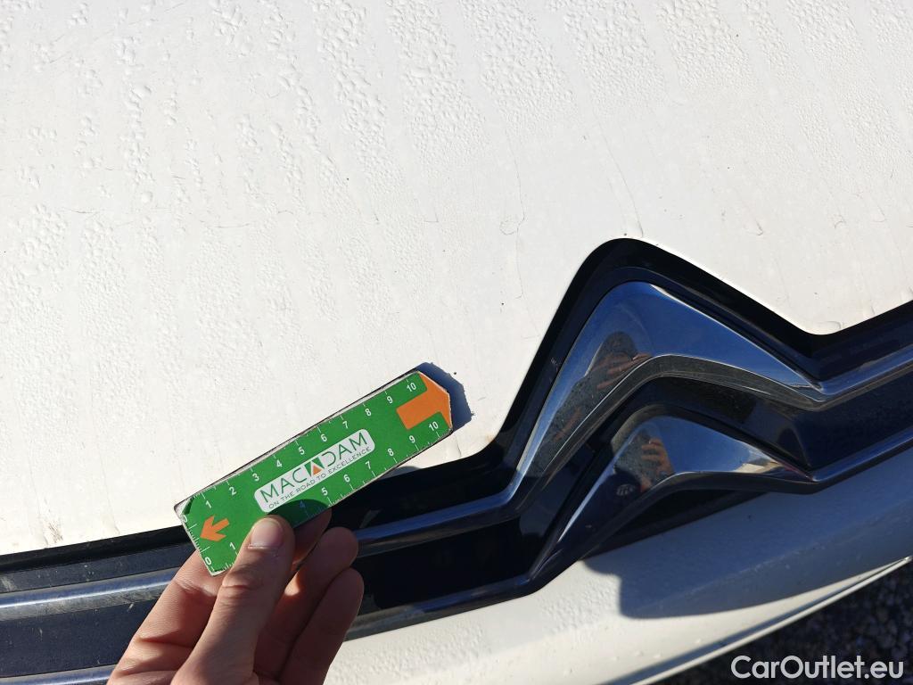  Citroen  C4 Cactus CITROEN  / 2018 / 5P / berlina con portón BlueHDi 74KW (100CV) S&S Feel #6