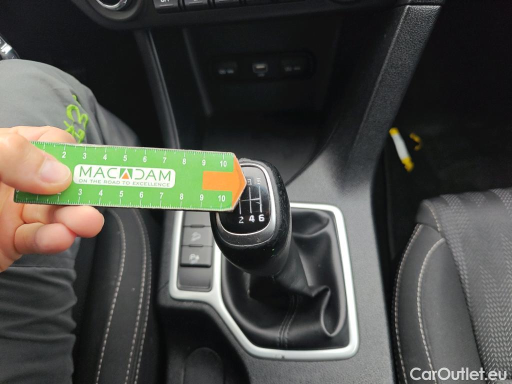  KIA  Sportage KIA  / 2018 / 5P / todoterreno 1.6 MHEV Business 100kW (136CV) 4x2 #17