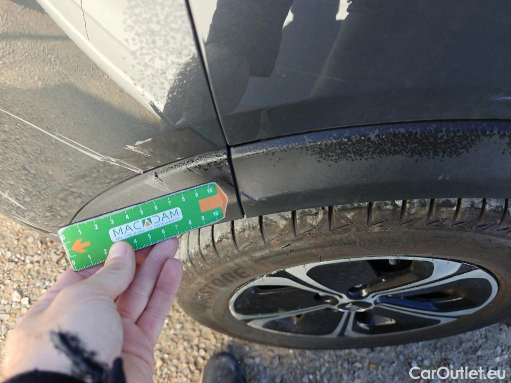  KIA  XCeed KIA  1.6 GDi PHEV 104kW (141CV) eDrive #40