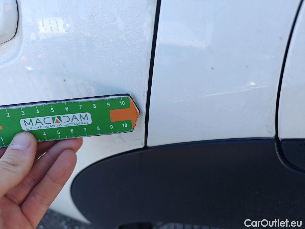  Citroen  C4 Cactus CITROEN  / 2018 / 5P / berlina con portón BlueHDi 74KW (100CV) S&S Feel #31