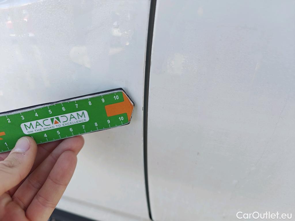  Citroen  C4 Cactus CITROEN  / 2018 / 5P / berlina con portón BlueHDi 74KW (100CV) S&S Feel #28