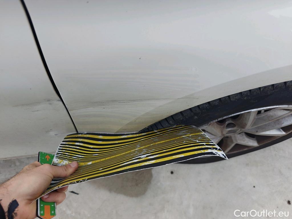  Land Rover  Discovery SEAT Nuevo León / 2020 / 5P / berlina con portón 2.0 TDI 85kW S&S Style Go (AC3) #24