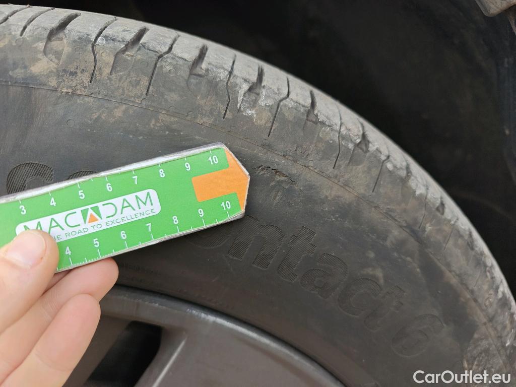  Nissan  Qashqai NISSAN  / 2021 / 5P / todoterreno DIG-T 116kW (158CV) mHEV Xtronic Acenta (AC9) #4