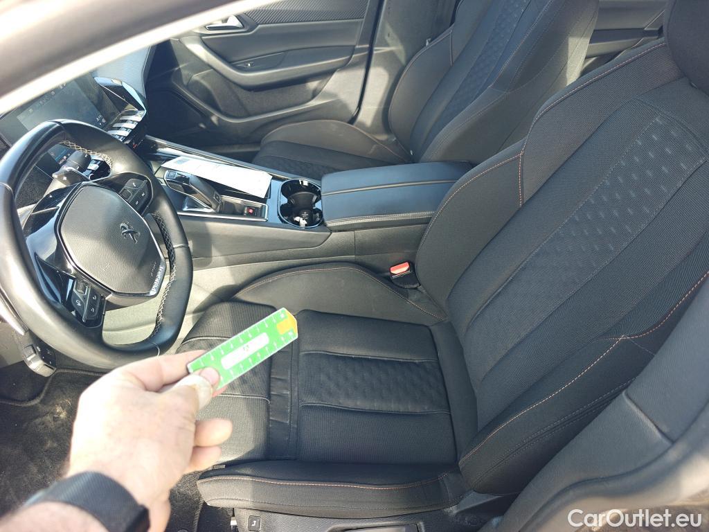  Peugeot  508 PEUGEOT  / 2018 / 5P / berlina con portón 5P Active Pack BlueHDi 130 S&S EAT8 (AC) #46