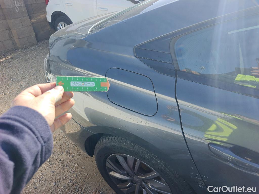  Peugeot  508 PEUGEOT  / 2018 / 5P / berlina con portón 5P Active Pack BlueHDi 130 S&S EAT8 (AC) #25