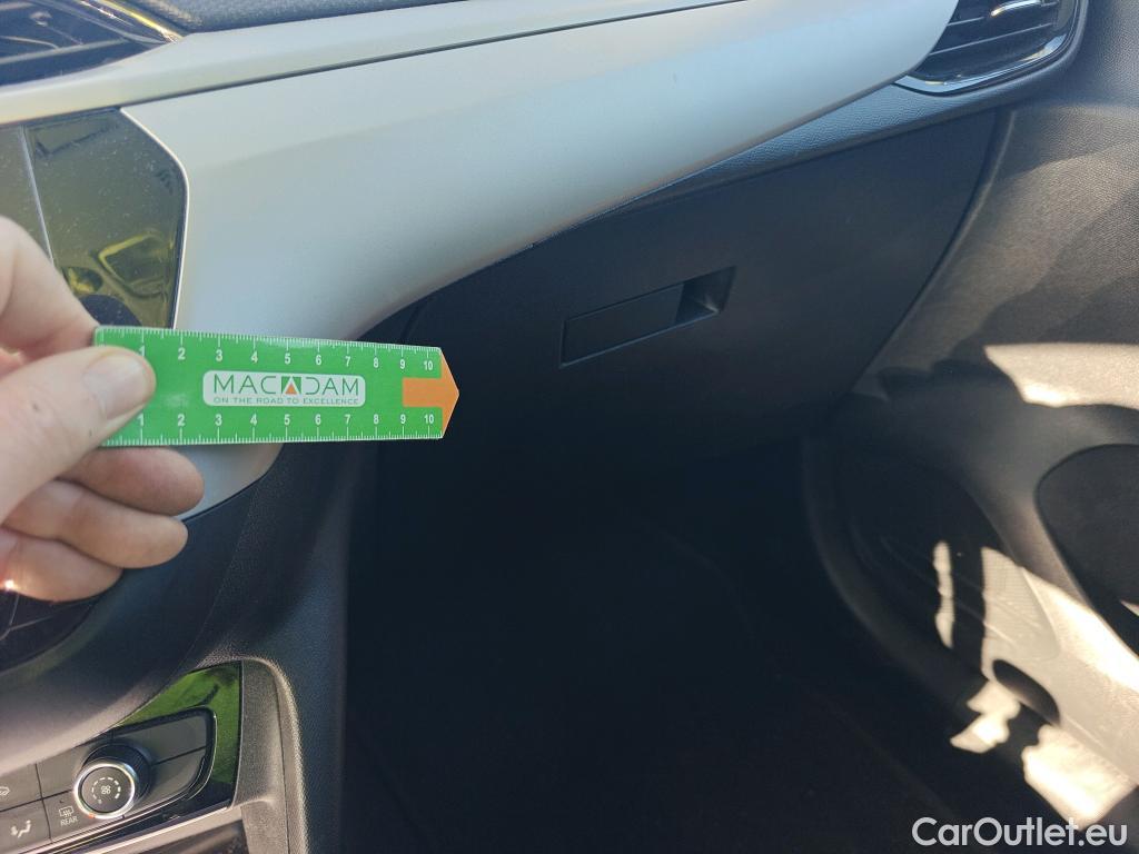  Opel  Corsa OPEL  / 2019 / 5P / berlina con portón 1.2T XHL 74kW (100CV) Edition #18